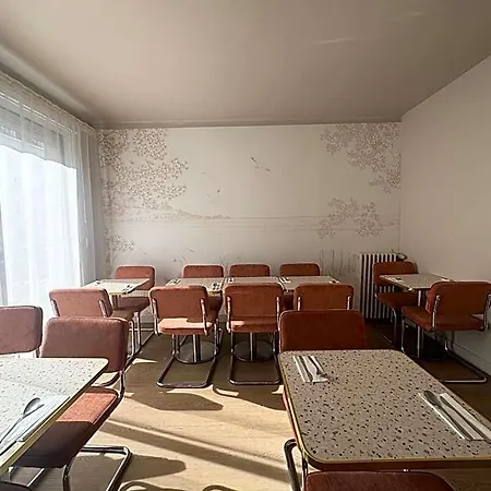 Bloom Hotel 2*